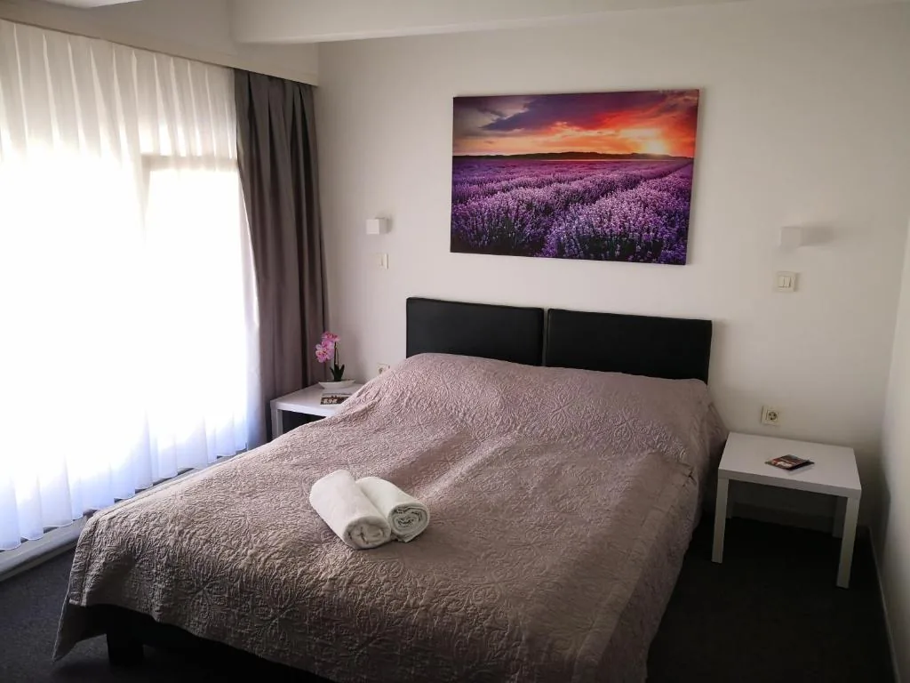 Grand Bells Bed And Breakfast — photo 10